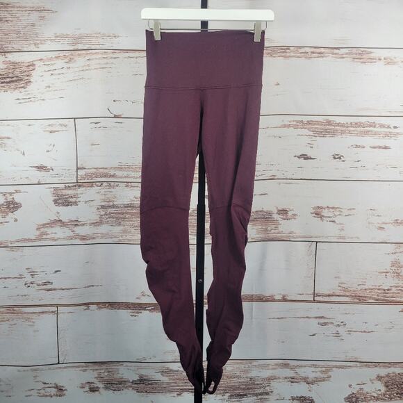 Lululemon Wunder Under Pant Stirrup Bordeaux Drama Size 6 - Picture 1 of 4